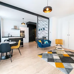  Appartement Kasa Arty - Equipe - Agreable Et Confortable France